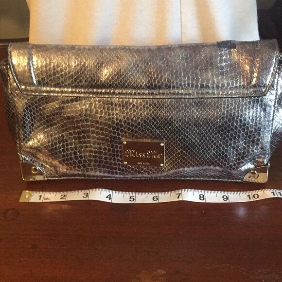 Miss Me Purse - Picture 11 of 15